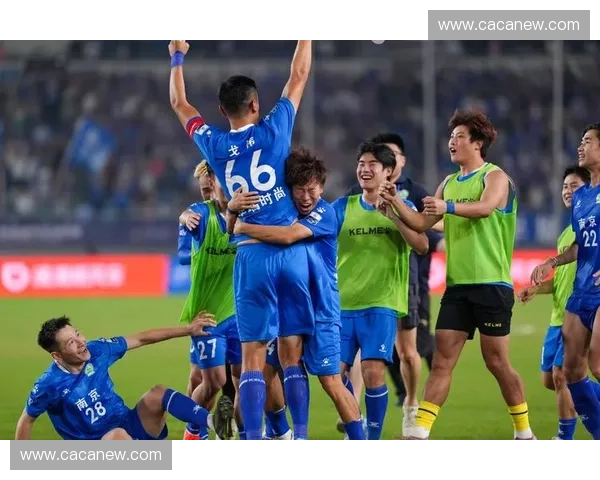 城市足球联赛门票热销 探秘背后的赛事魅力与粉丝文化